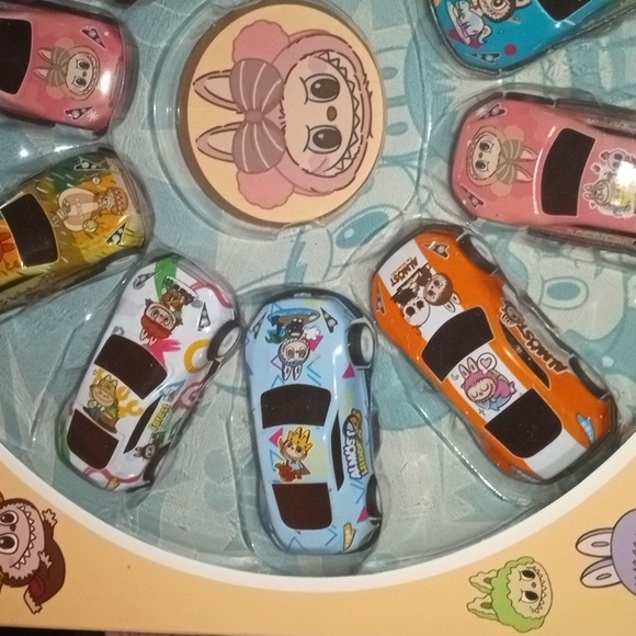 LABUBU 12-PIECE RACE CAR SET GREAT COLLECTOR'S FEES OR FOR FUN - Picture 2 of 6